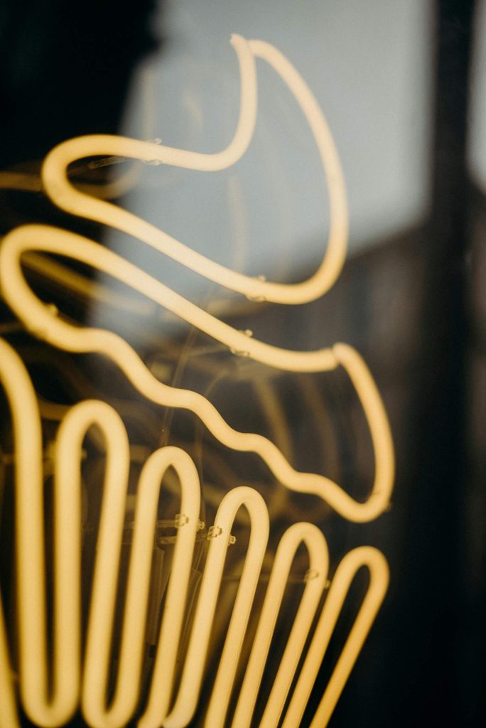 Yellow Aura Uncovered: Embrace the Essence of Joy and Clarity
