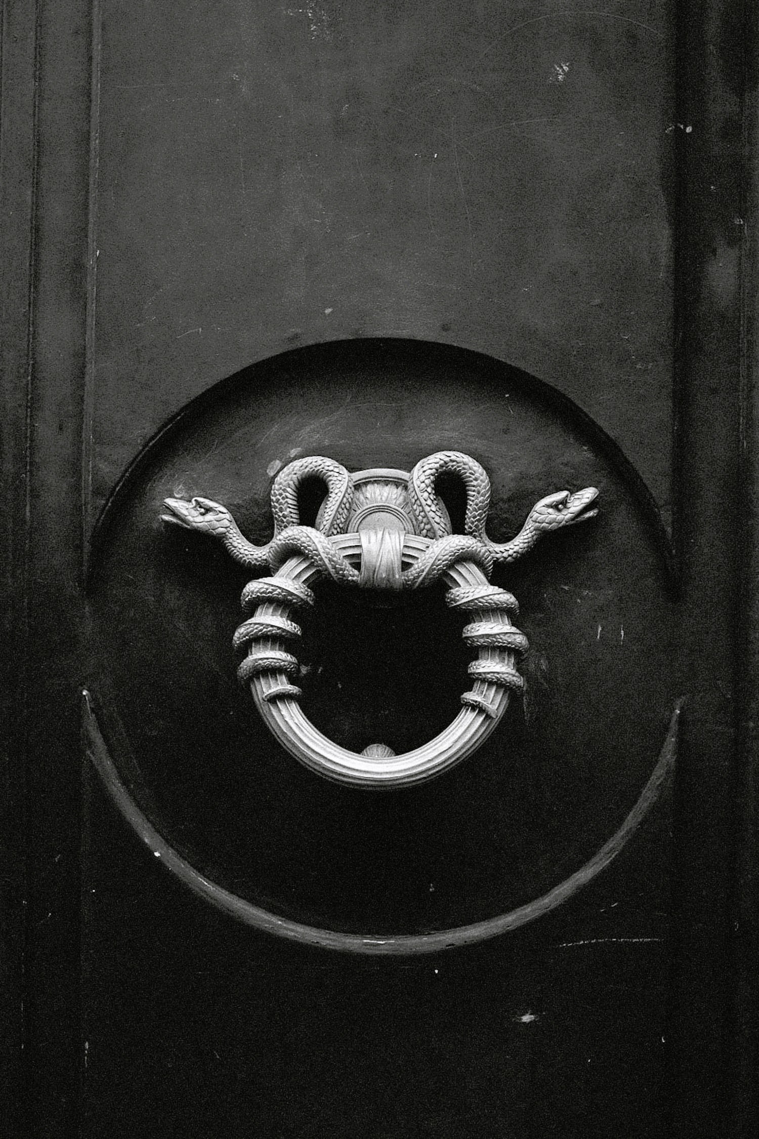 Two-headed snake ornament, symbolizing two faces connected to uttara bhadrapada